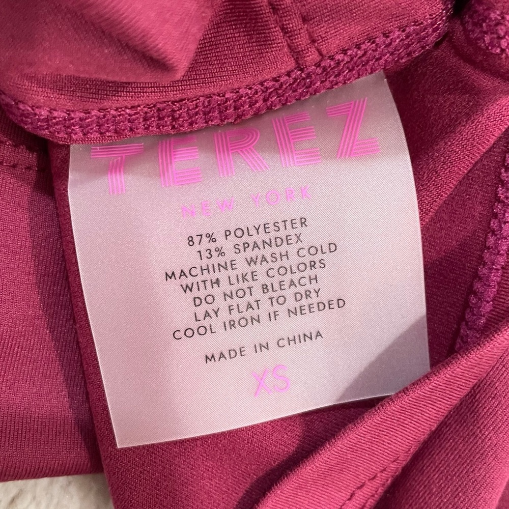NWOT Terez TLC Crop Top in Black Raspberry - Picture 5 of 6